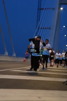 Runner Photo 2176056