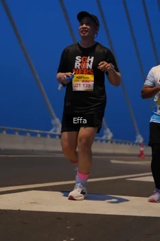 Runner Photo 2176059