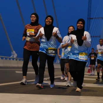 Runner Photo 2176073