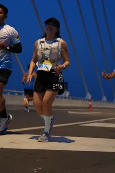 Runner Photo 2176100