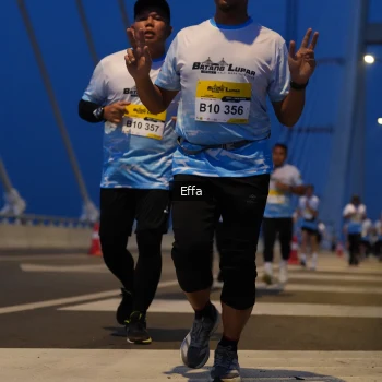 Runner Photo 2176124