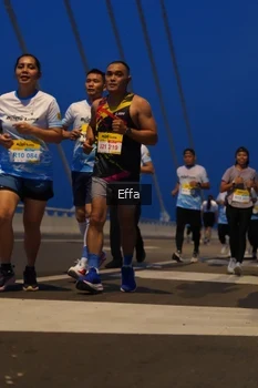 Runner Photo 2176151