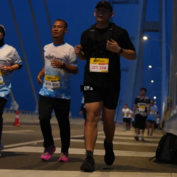 Runner Photo 2176203