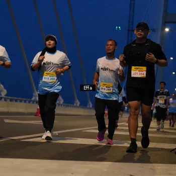 Runner Photo 2176204