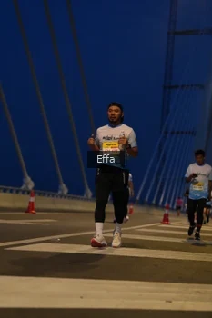 Runner Photo 2176328