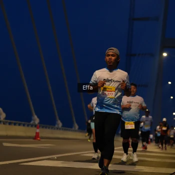 Runner Photo 2176364