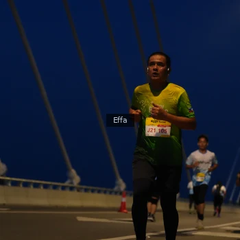 Runner Photo 2176381