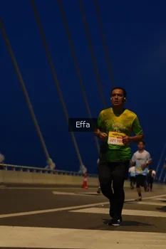 Runner Photo 2176384