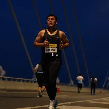 Runner Photo 2176388