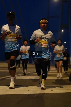 Runner Photo 2176424