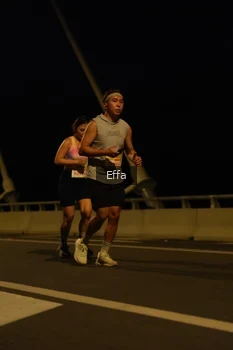Runner Photo 2176702