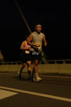 Runner Photo 2176704