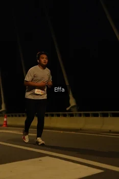 Runner Photo 2176713
