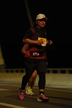 Runner Photo 2176795