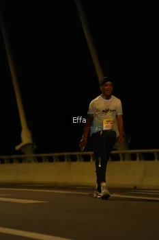 Runner Photo 2176819