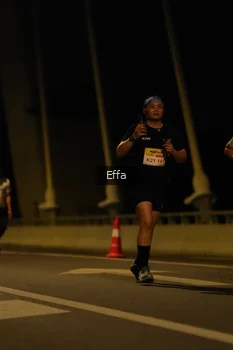 Runner Photo 2176823