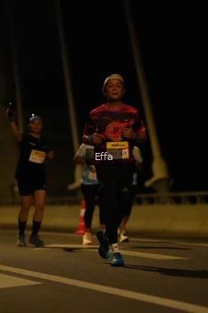 Runner Photo 2176825