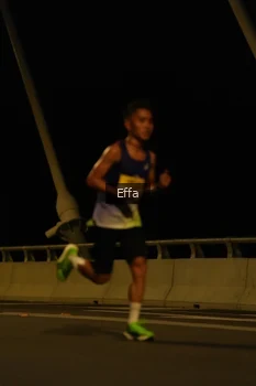 Runner Photo 2176826