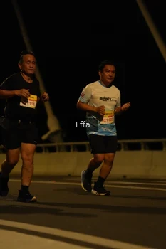 Runner Photo 2176835