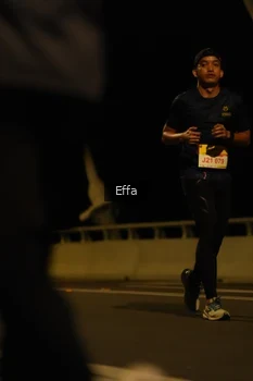 Runner Photo 2176853