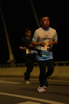 Runner Photo 2176854