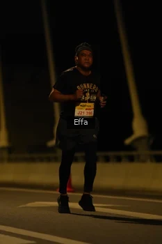 Runner Photo 2176878