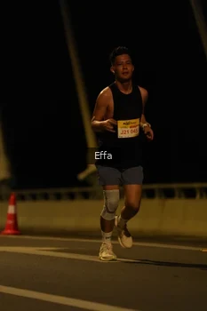 Runner Photo 2176883