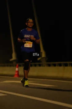 Runner Photo 2176905