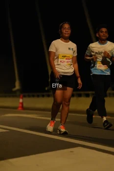 Runner Photo 2176909