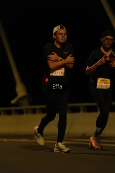 Runner Photo 2176945