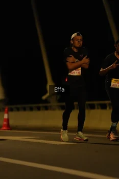 Runner Photo 2176948