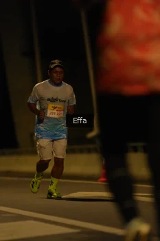 Runner Photo 2176965
