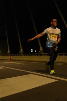 Runner Photo 2176986