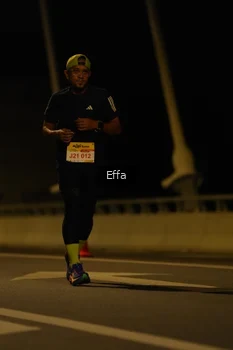Runner Photo 2176990