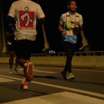 Runner Photo 2176995