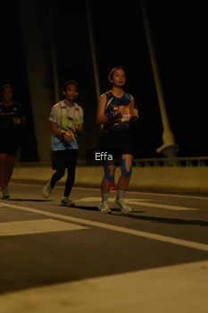 Runner Photo 2176999