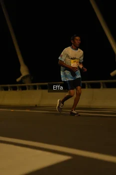 Runner Photo 2177000