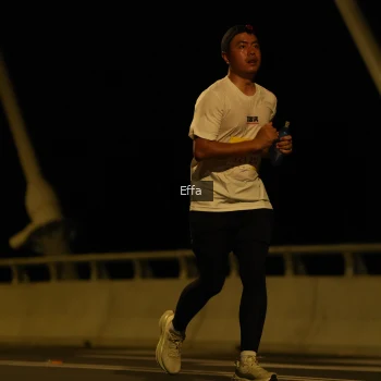 Runner Photo 2177010