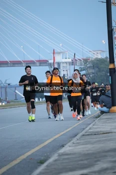 Runner Photo 2177375