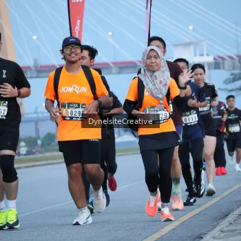 Runner Photo 2177383