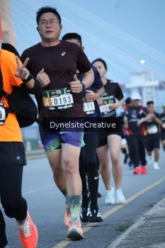 Runner Photo 2177387