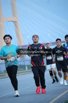 Runner Photo 2177390