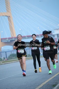 Runner Photo 2177400