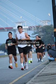 Runner Photo 2177421