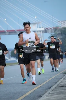 Runner Photo 2177423