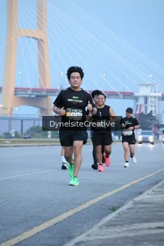Runner Photo 2177431