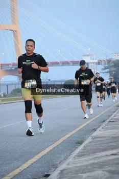 Runner Photo 2177441