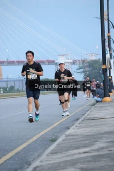 Runner Photo 2177446