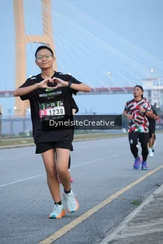 Runner Photo 2177453