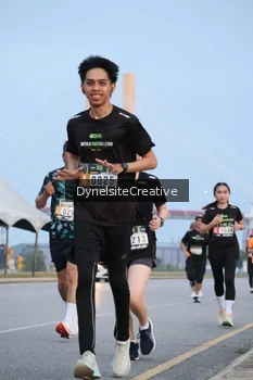 Runner Photo 2177513